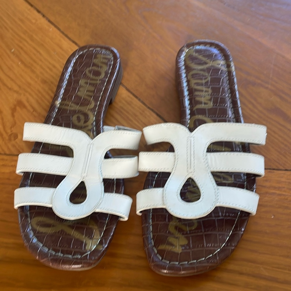 Sam Edelman flat sandals, excellent condition and white size 7 1/2